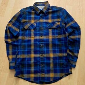 Eddie Bauer plaid long sleeve button down vented shirt men’s small